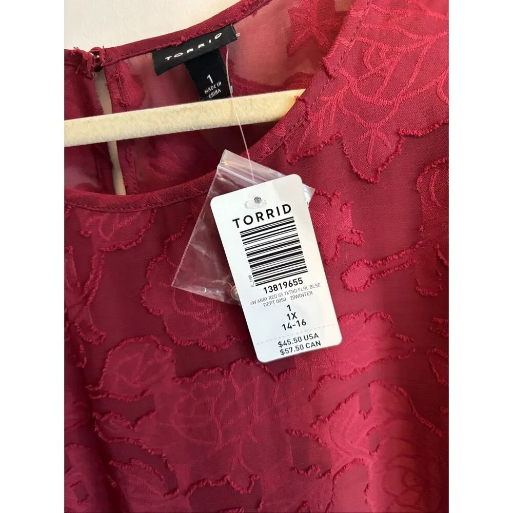 Torrid Abbey Chiffon Floral Top Size 1X Red Sheer Layering Keyhole Back - Picture 6 of 7